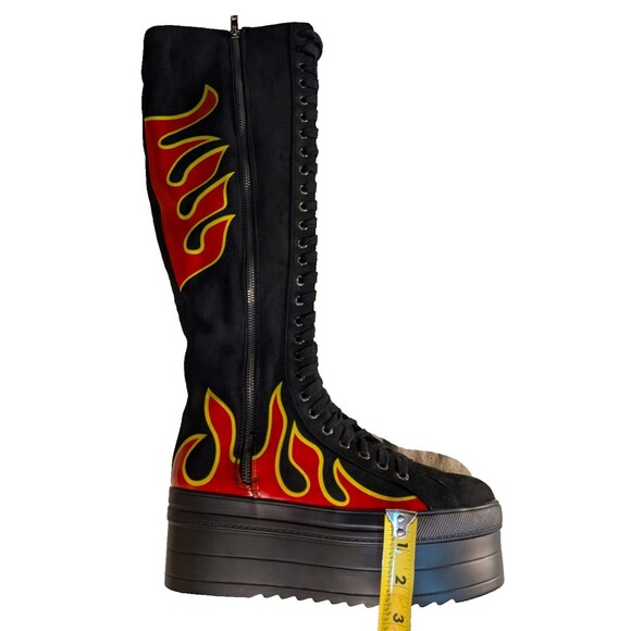 Lamoda 'Burning Up' Knee High Platform Shoe/Boot size 9 Ladie's Flames - Picture 9 of 11
